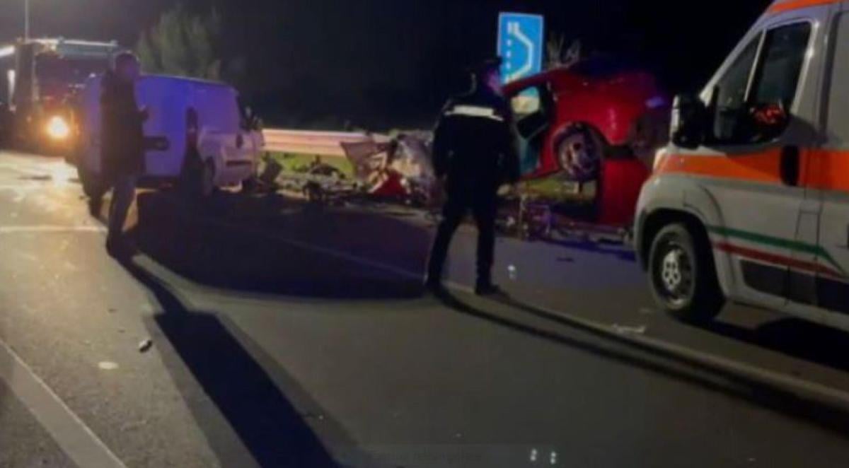 Incidente a Chianciano Terme: auto finisce fuori strada, muore il 5…