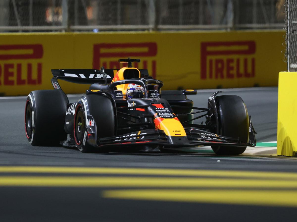 F1, Verstappen domina a Jeddah: i risultati della gara. Bene Bearman