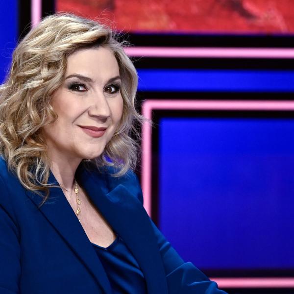 Serena Bortone rischia grosso dopo aver letto il monologo di Antonio Scurati sul 25 aprile: provvedimento disciplinare in arrivo e possibile chiusura di “Che sarà”