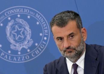 Sms Inps per lo stop al Rdc, Decaro (Anci): “Comune non può sostituirsi al Reddito”