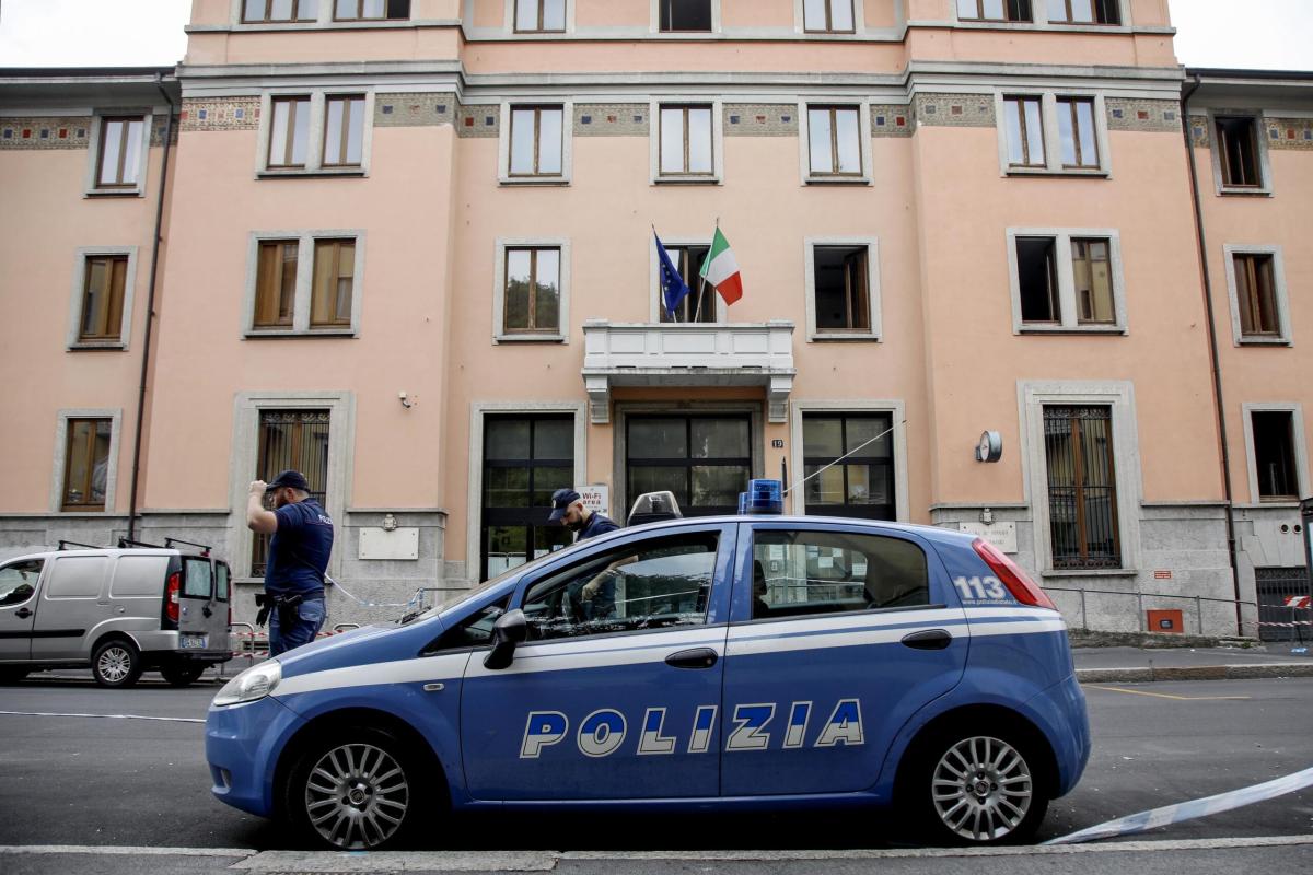 Palpeggiata a Milano mentre era in auto, Dj Hellen denuncia su Inst…