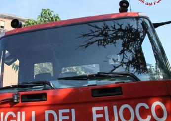 Firenze, incendio in via Pacinotti: danneggiata la cucina di un ristorante, non ci sono feriti