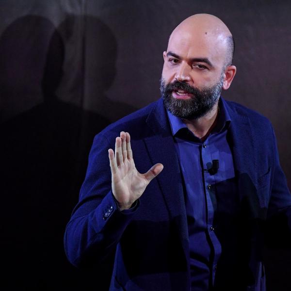 Roberto Saviano fuori dalla Rai, la notizia sta girando in Rete tra gli addetti ai lavori