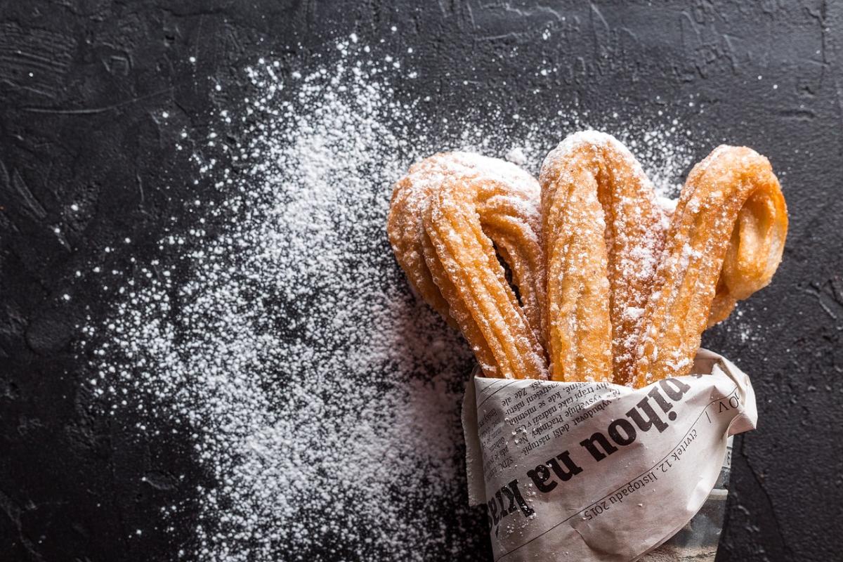 Impossibile resistere ai churros: la ricetta originale spagnola