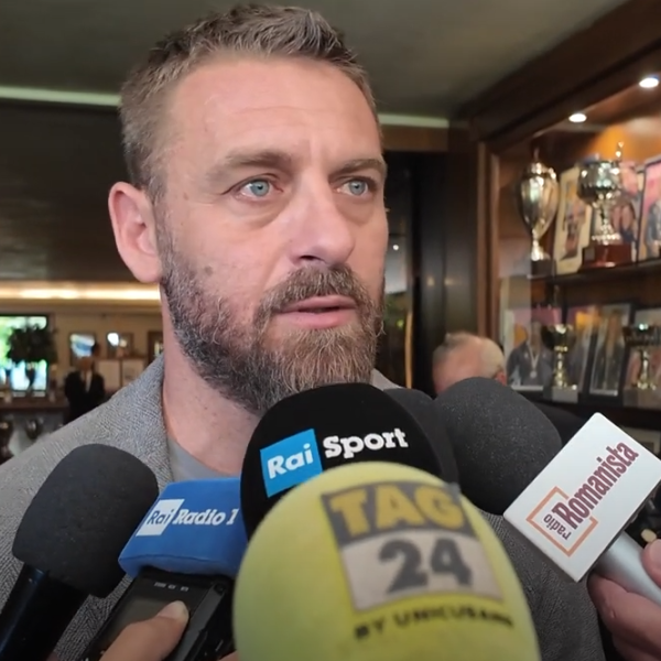 Roma, De Rossi spaventa i tifosi su Dybala: “Il suo futuro? Meglio non sbilanciarsi” | VIDEO