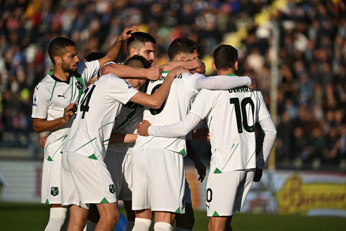 Risultati Serie A: Empoli-Sassuolo 3-4, Frosinone-Genoa 2-1