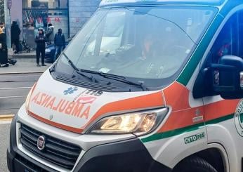 Vercelli, trovato un cadavere in un’auto caduta in un dirupo a Cervatto: l’uomo era scomparso da giorni