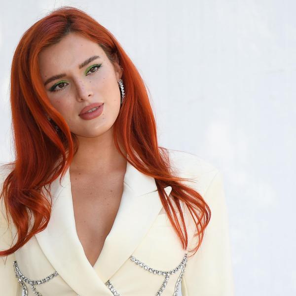 Bella Thorne, da icona Disney a star del cinema: la carriera dell’attrice di “Time Is Up” fra innocenza e trasgressione