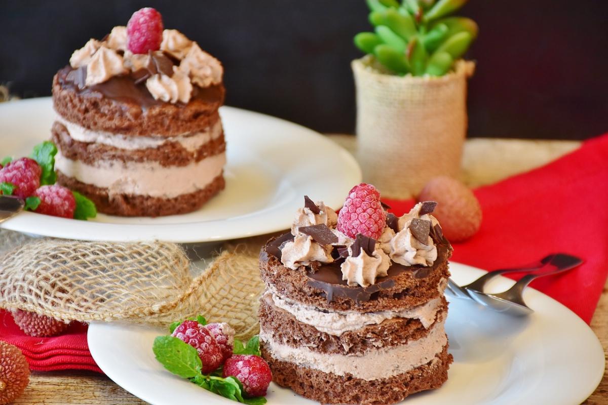 Una super merenda: la torta moretta con Nutella e panna