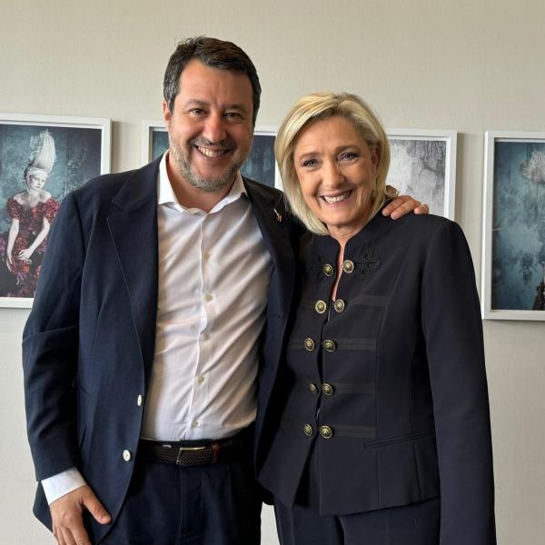 Elezioni Francia 2024, Salvini rompe il silenzio: elogi a Le Pen e bordate all’esultanza di “comunisti e anti-semiti”. E annuncia l’ingresso nei Patrioti di Orban