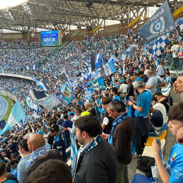 Udinese-Napoli biglietti verso il sold out per la partita al Maradona in meno di due ore e record di persone in coda online