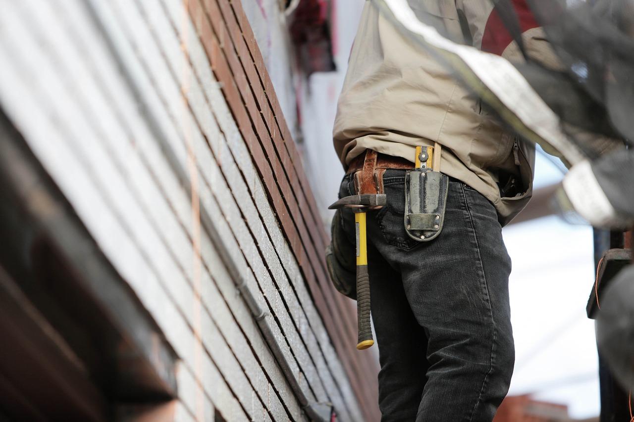 Siracusa, operaio morto sul lavoro: tragedia in un cantiere edile a Floridia