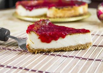 Ricetta cheesecake alle fragole da leccarsi i baffi