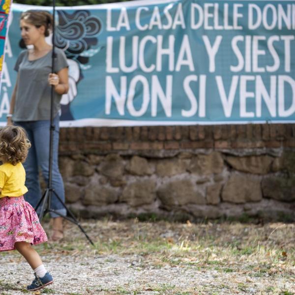 Regione Lazio chiude Lucha y Siesta, l’attivista Viola Paolinelli: “Da mesi chiediamo un confronto con Rocca, non è mai avvenuto: per questo non sappiamo che fine faremo”