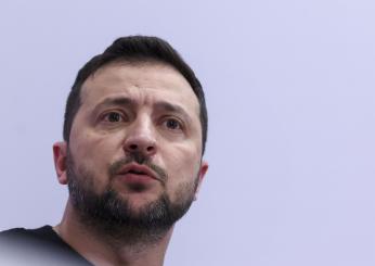 Ucraina, Zelensky annuncia: priorità alla produzione interna di armi