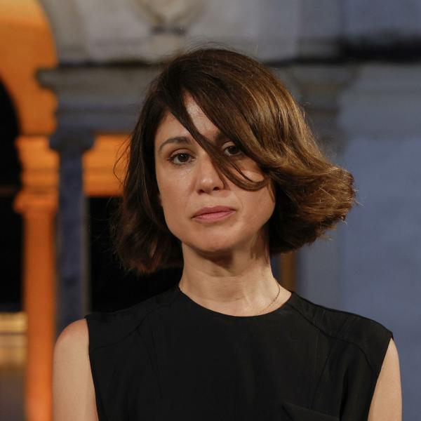 Niente di vero di Veronica Raimo, vincitore del Premio Strega Giovani 2022, un soliloquio dallo stile eccentrico