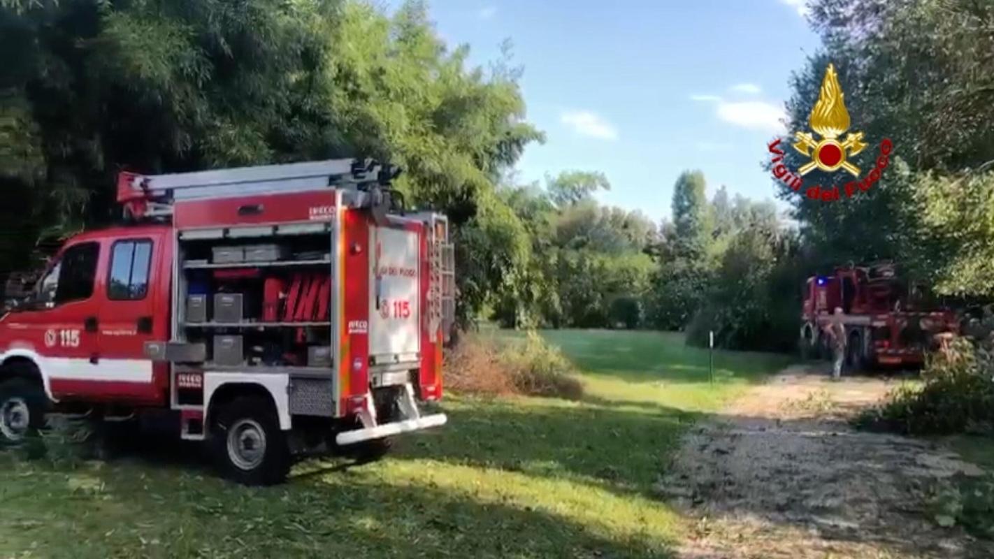 Trento, incendio a Rovereto: fiamme a Borgo Sacco