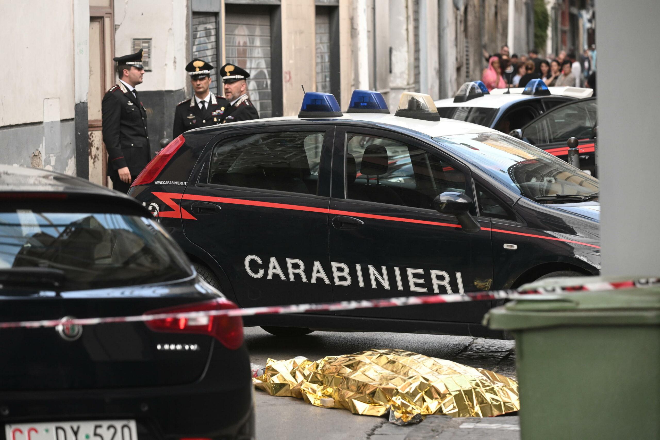 Omicidio Napoli, l’81enne ucciso a Fuorigrotta conosceva il suo assassino: gli ha aperto la porta