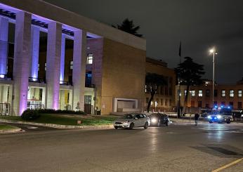 Roma, studenti a La Sapienza occupano rettorato dell’università in sostegno alla causa palestinese | FOTO