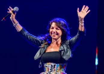 Caos al concerto di Cristina D’Avena a Ladispoli: uomo nudo molestava le spettatrici