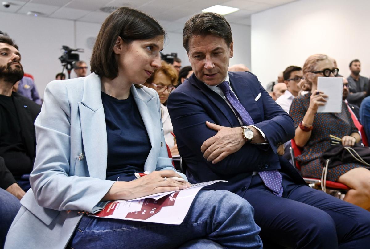 Sfiducia a Salvini, anche Schlein e Conte firmano la mozione di Calenda