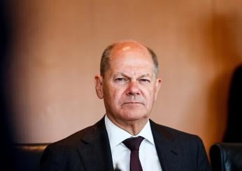 Germania, i sondaggi non sorridono al cancelliere Scholz: il 51% dei tedeschi è favorevole alle elezioni anticipate