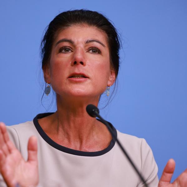 Germania, chi è Sahra Wagenknecht: età, marito, patrimonio, libro e programma politico della leader del partito di sinistra Bsw