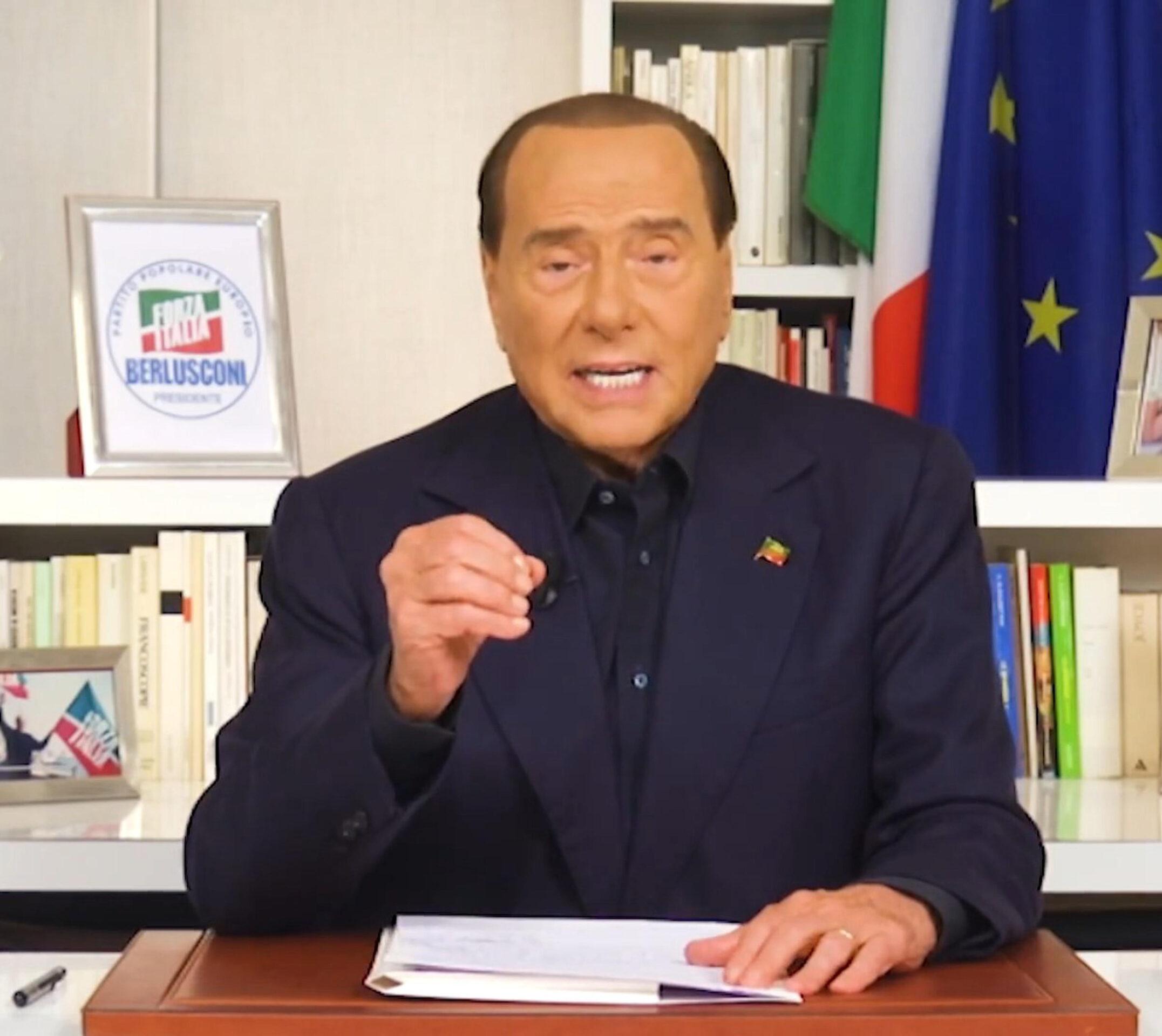 Berlusconi: “Una maggioranza di centrodestra farebbe bene all’UE”