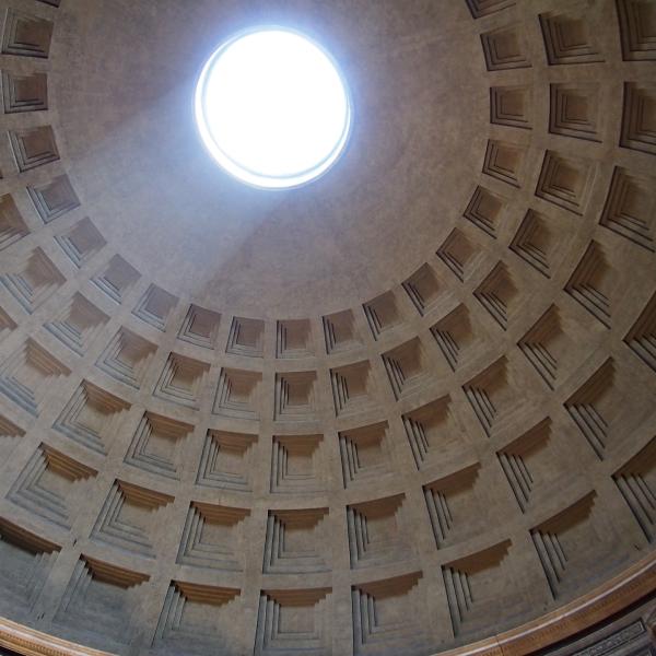 Pantheon, 21 aprile: ammira lo spettacolo di luce che capita solo una volta l’anno