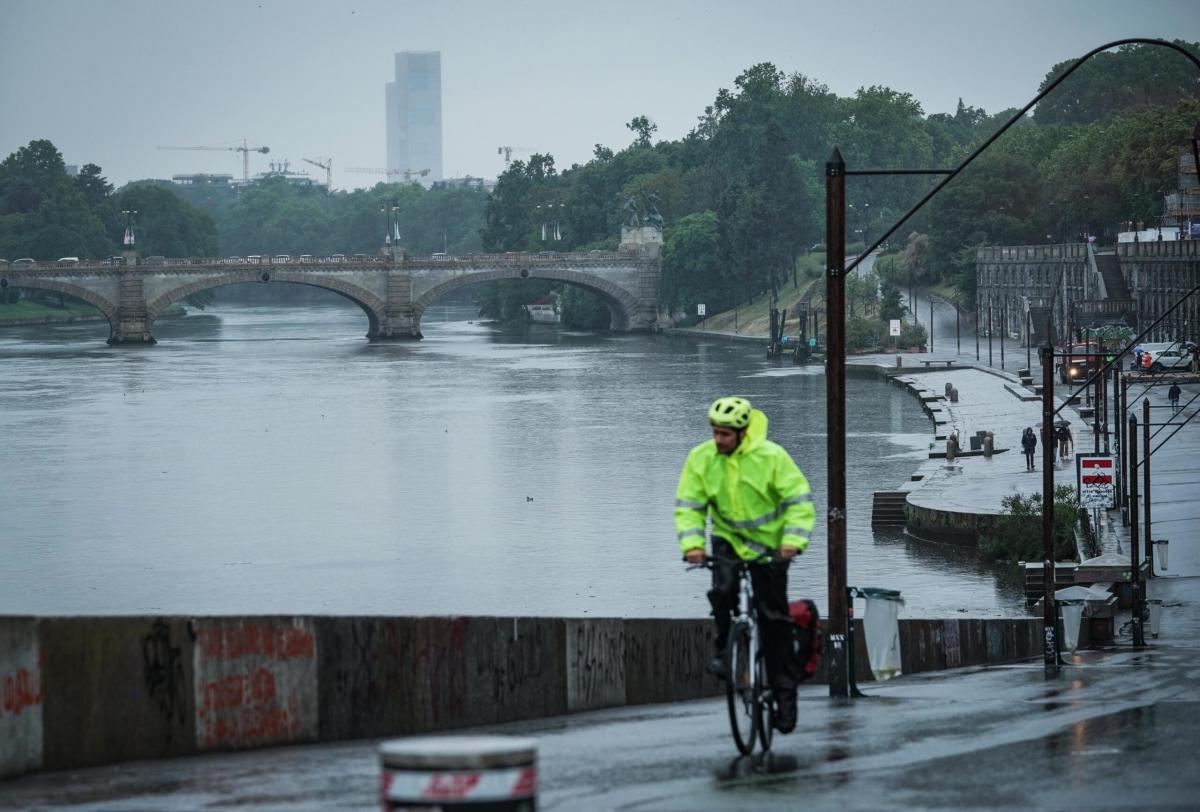 Dopo l’Emilia Romagna, l’allerta meteo colpisce il Piemonte, rischi…