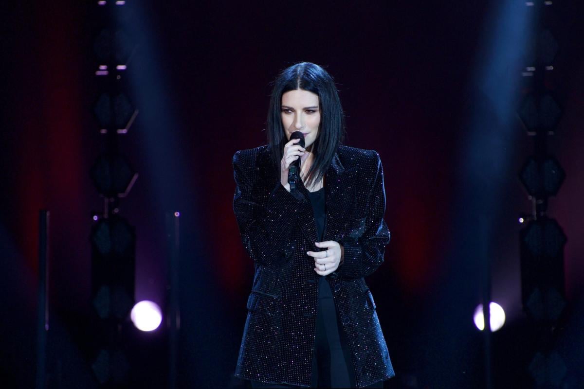 Laura Pausini: età, marito, figlia, carriera e biografia della cant…