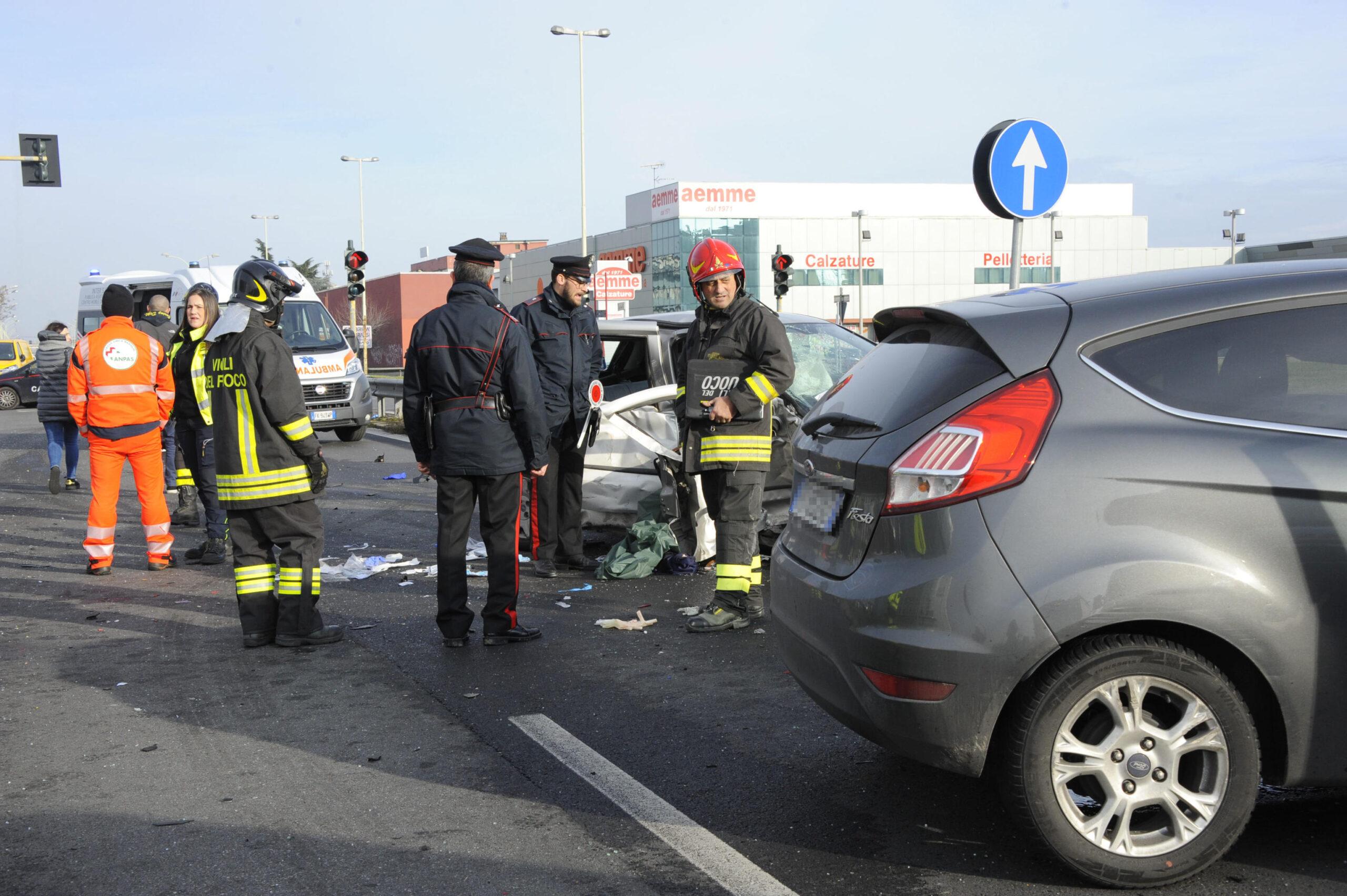 Frosinone, incidente a Ceprano del 13 ottobre 2023: coinvolti due tir e due auto