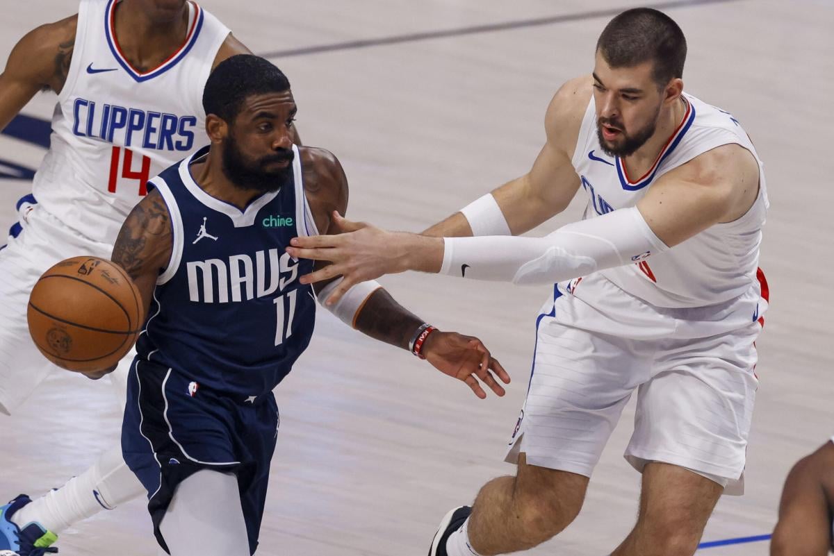 NBA, Irving elimina i Clippers. Mitchell ne mette 50 ma non basta