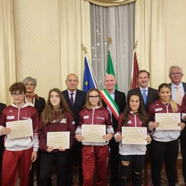 Borsa di studio a sei studenti-atleti della Libertas Unicusano Livorno