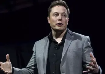 Elon Musk dovrà vendere 5,4 miliardi di dollari di azioni Tesla