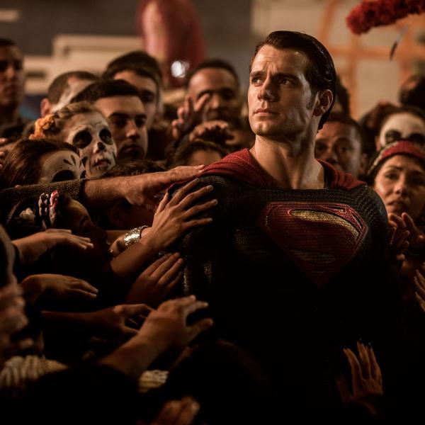 Superman di Henry Cavill torna nel DCEU, ora è ufficiale | Foto