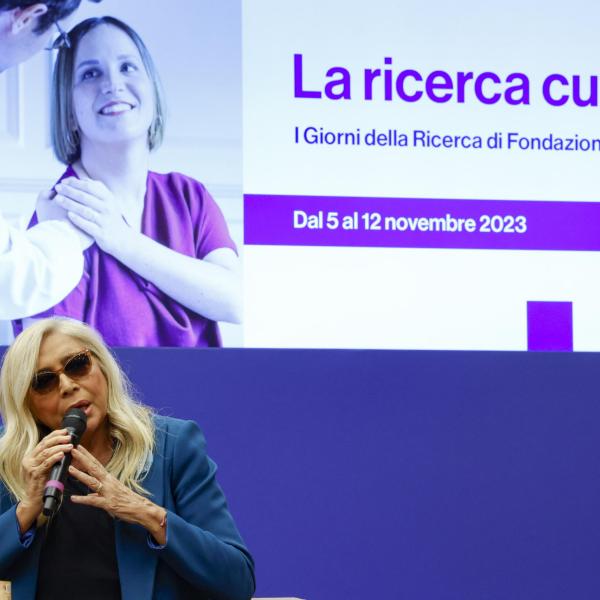 Mara Venier malattia, la confessione: “Così’ ho sconfitto il cancro, la prevenzione salva la vita” | VIDEO