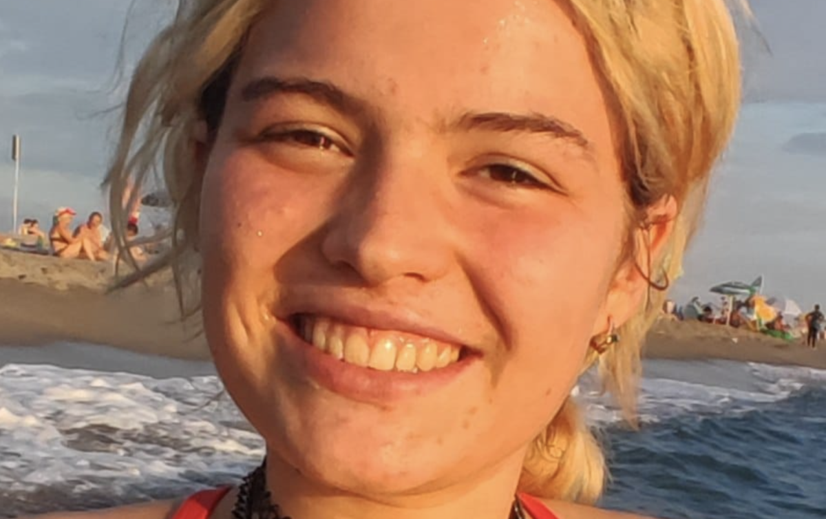 Anastasia Ronchi, la 17enne scomparsa da Viareggio il 3 settembre. La madre: “Siamo vittime di estorsione”