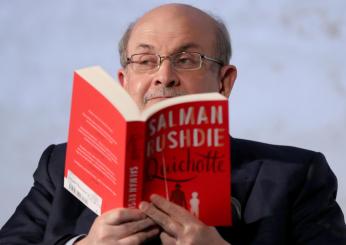 Accoltellamento Salman Rushdie: lo scrittore ha perso un occhio e l…