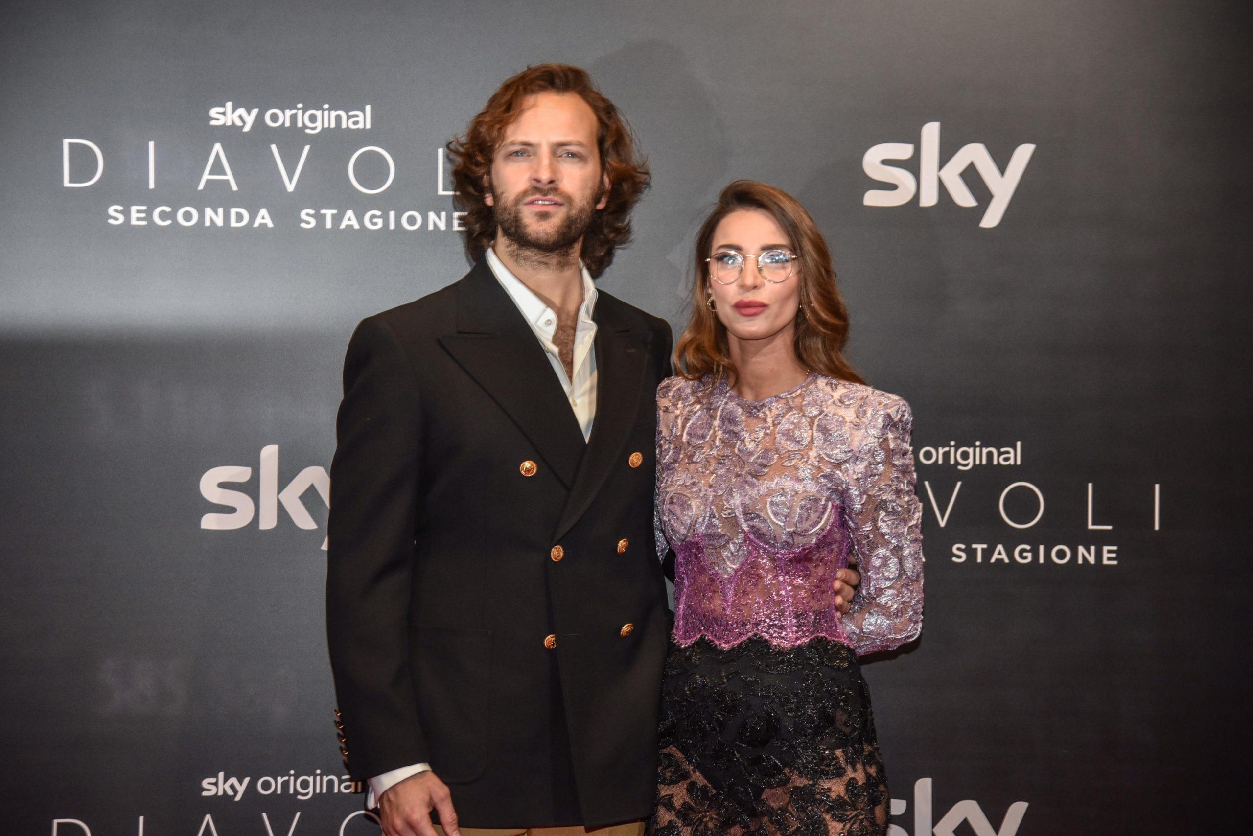 Alessandro Borghi diventa papà, l’annuncio sul red carpet del film Le otto montagne