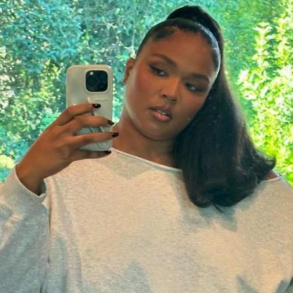 Lizzo dimagrita, ecco cosa mangia e perché non è più vegana