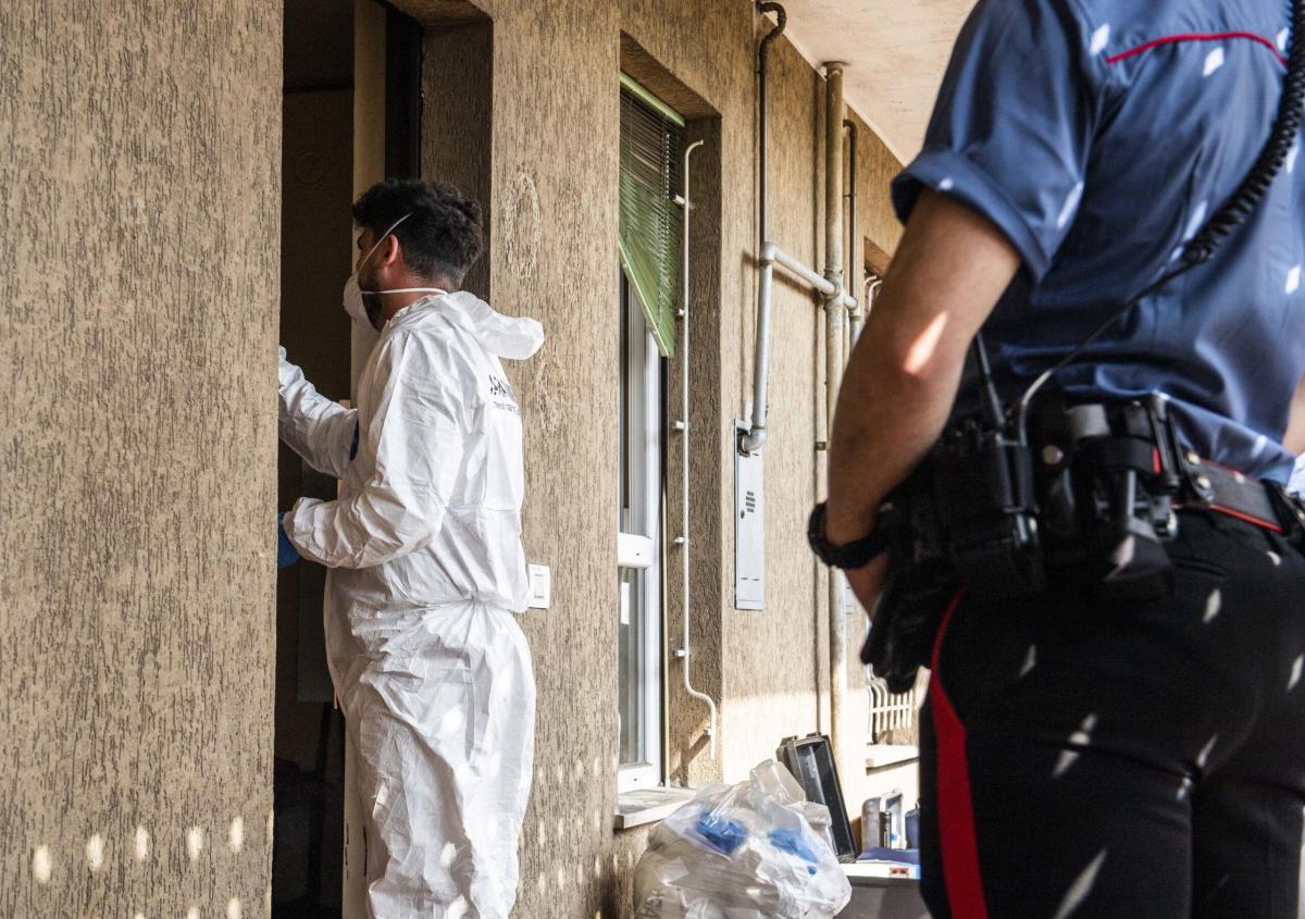 Giallo a Barletta, madre e figlio trovati morti in casa: ustioni su…