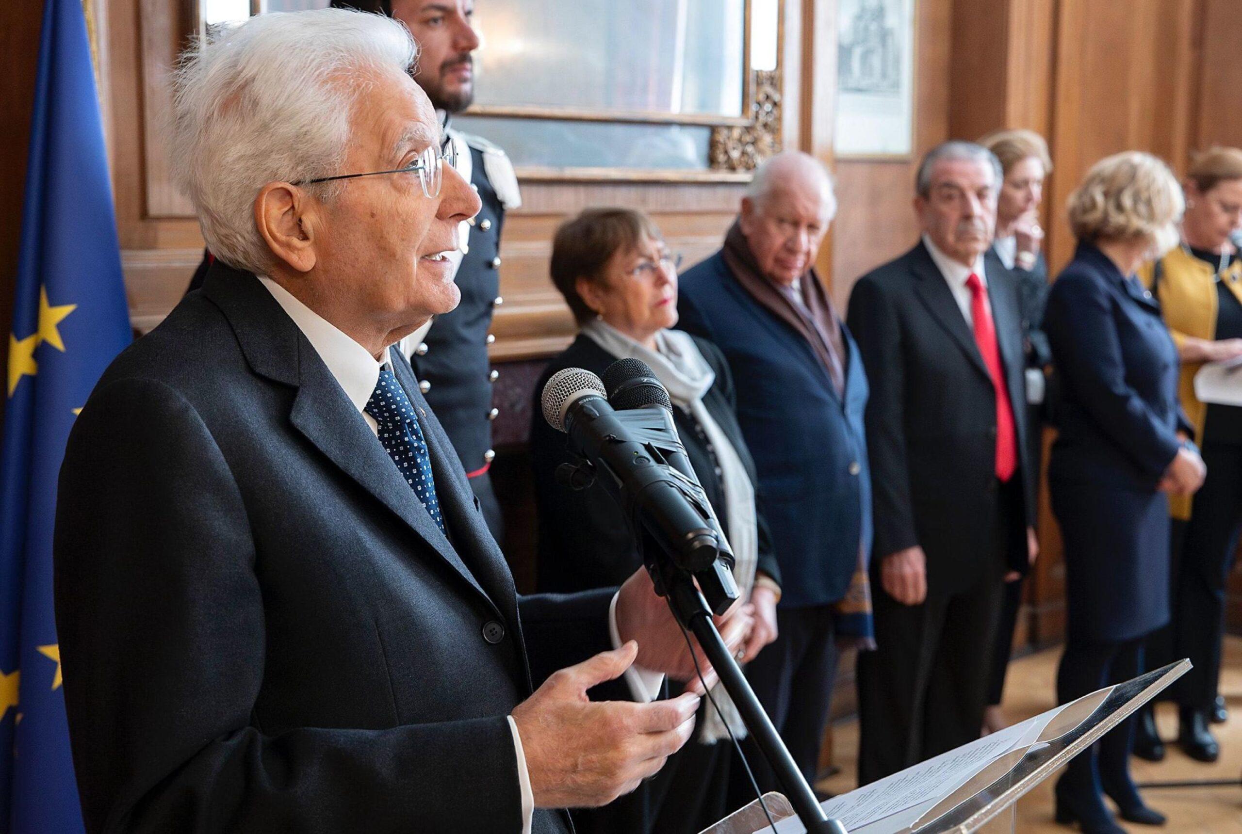 Mattarella: “Serve una risposta decisa alla tratta degli esseri umani”