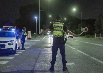 Ferrara, a 103 anni con la patente scaduta e senza assicurazione guida per la città: fermata e multata