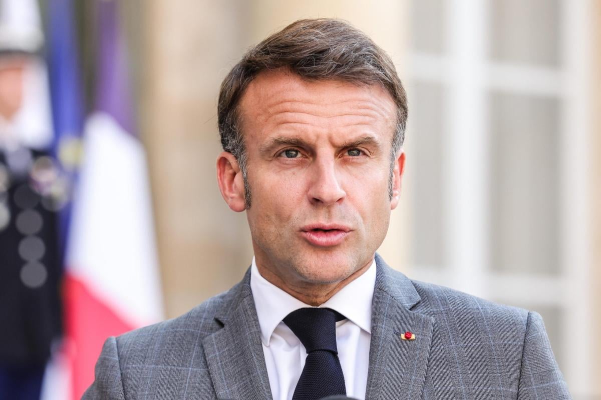 Elezioni in Francia 2024, Macron senza filtri contro gli estremismi: “Le Pen e Melenchon ci porteranno alla guerra civile”