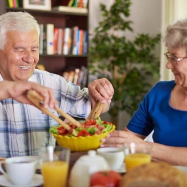 Quali sono gli alimenti che aiutano a ridurre il rischio di demenza