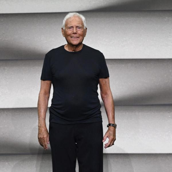 Venezia 80, Giorgio Armani arriva in laguna con il suo yacht da 65 metri