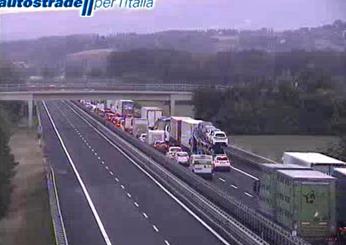 Firenze, incidente sull’A1: quattro mezzi coinvolti e traffico in t…