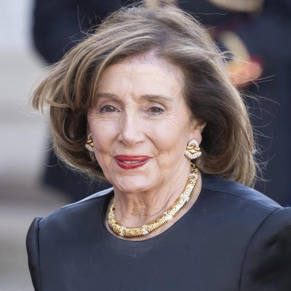 Chi è Nancy Pelosi? età, marito, figli, origini italiane e carriera della ex speaker della Camera che avrebbe avuto un ruolo decisivo nel ritiro di Biden