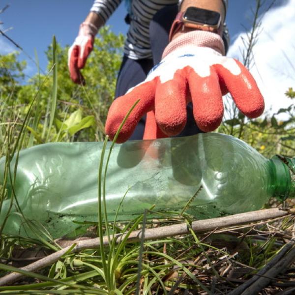 I vantaggi del riciclo della plastica, tra economia circolare e impatto ambientale